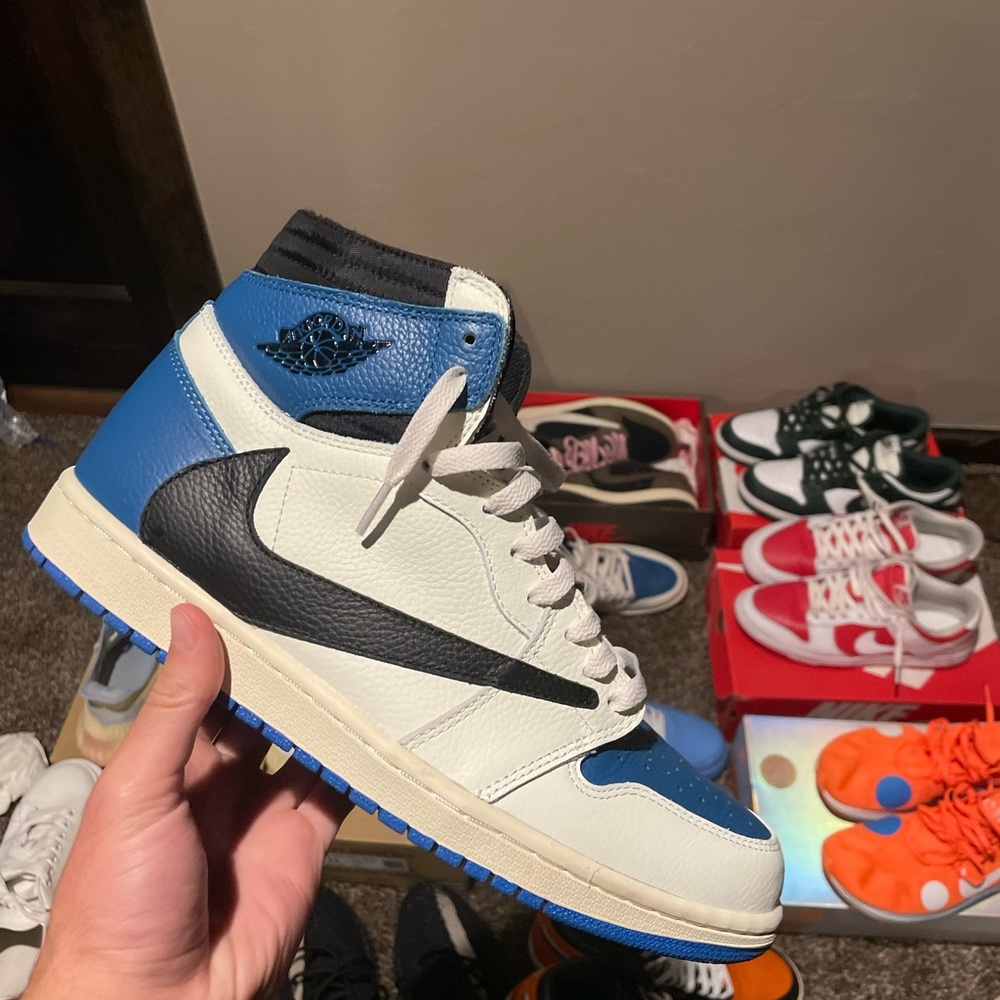 Jordan 1 fragment size 11 no box extra laces